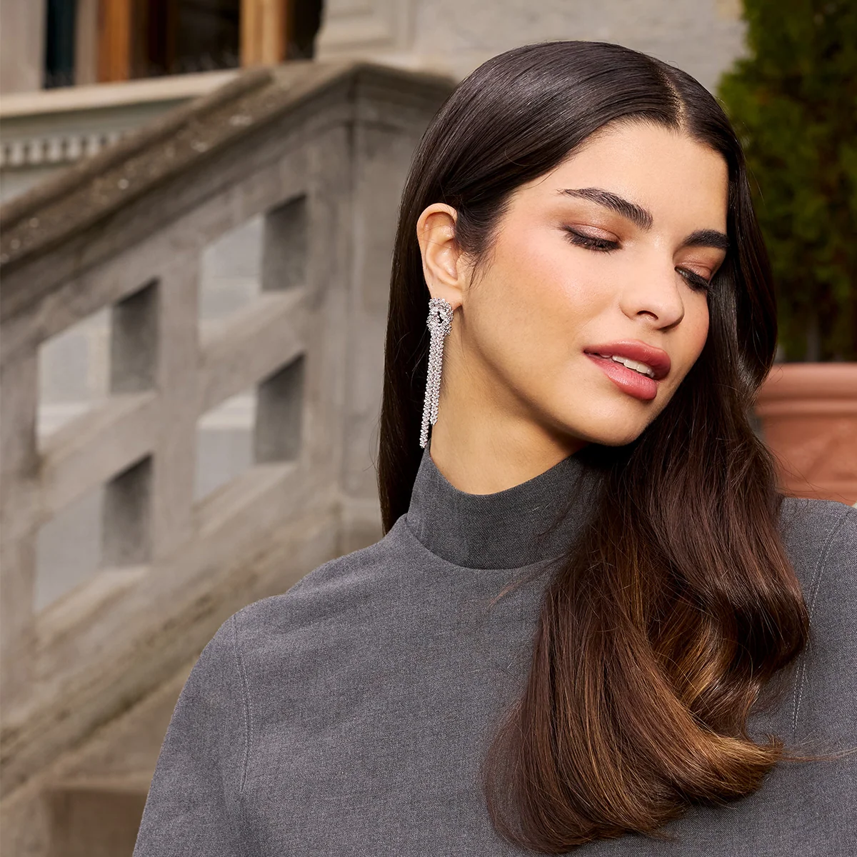 Gemma Statement Earrings Gold - Bilde 4